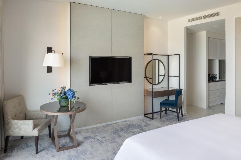 اتاق لوکس با چشمانداز دریا, Address Beach Resort Fujairah