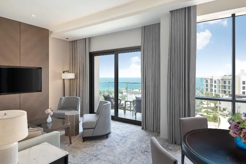 海の見えるエクゼクティブスイート, Address Beach Resort Fujairah