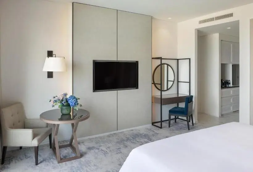 キングサイズベッドのデラックスルーム, Address Beach Resort Fujairah