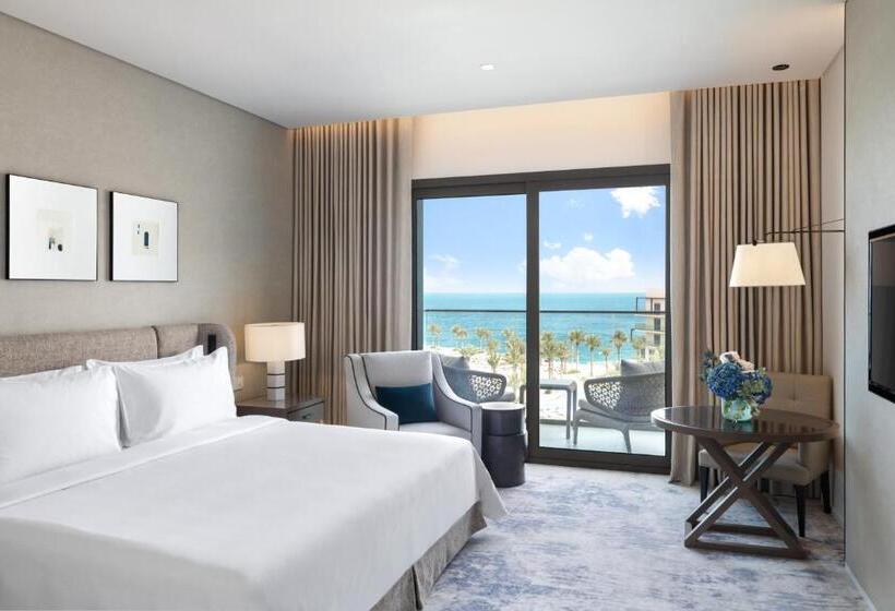 Номер Deluxe Кровать Кинг, Address Beach Resort Fujairah