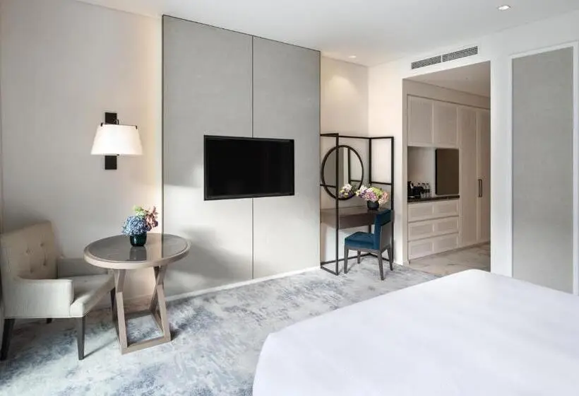 キングサイズベッドのデラックスルーム, Address Beach Resort Fujairah