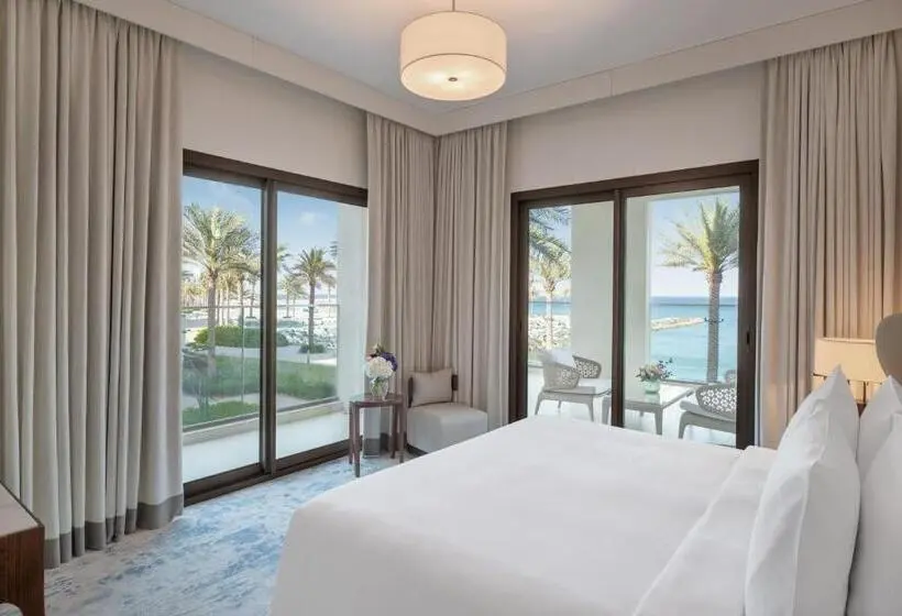 スリーベッドルーム　ヴィラ, Address Beach Resort Fujairah