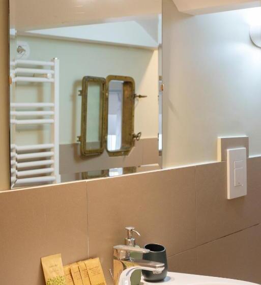 سوییت دوبلکس, B&b Donna Adelina