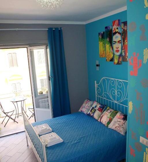 اتاق استاندارد با بالکن, Candia Vatican Suites