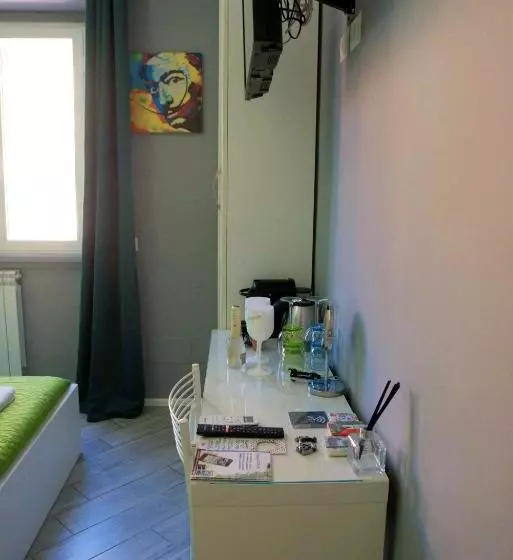 اتاق استاندارد, Candia Vatican Suites