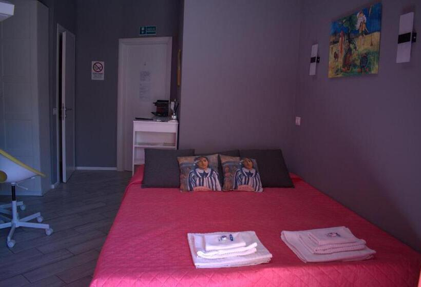 استودیوی استاندارد, Candia Vatican Suites