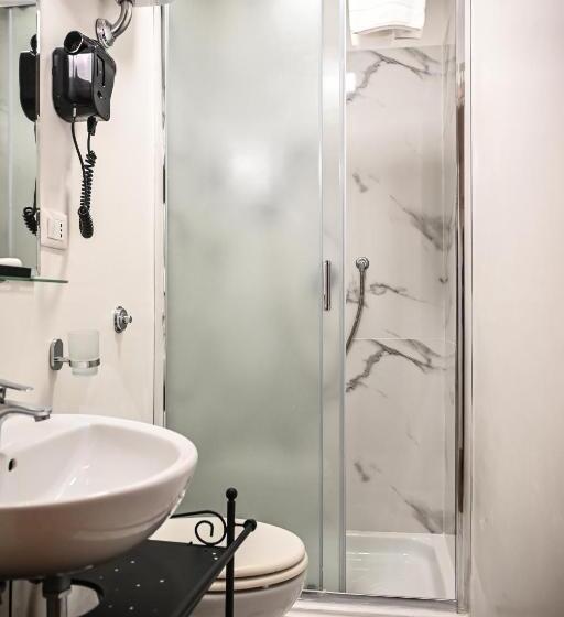 اتاق سوپریور, Urban Holiday