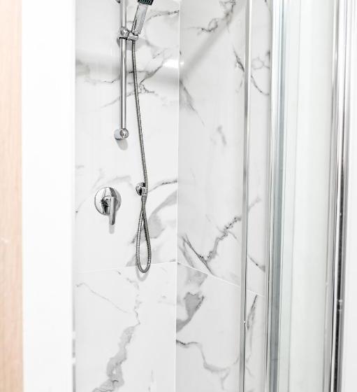 اتاق سوپریور, Urban Holiday