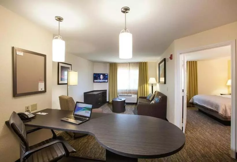 キングサイズベッドのスイートルーム, Candlewood Suites New Braunfels, An Ihg