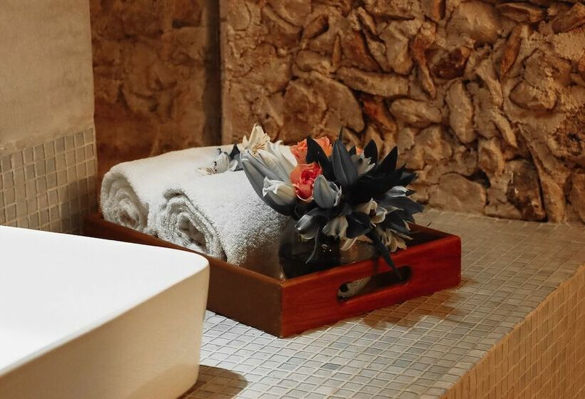 غرفة ديلوكس رباعية, Casa De Las Palomas Boutique Hotel By Paloma S Hotels   Adults Only