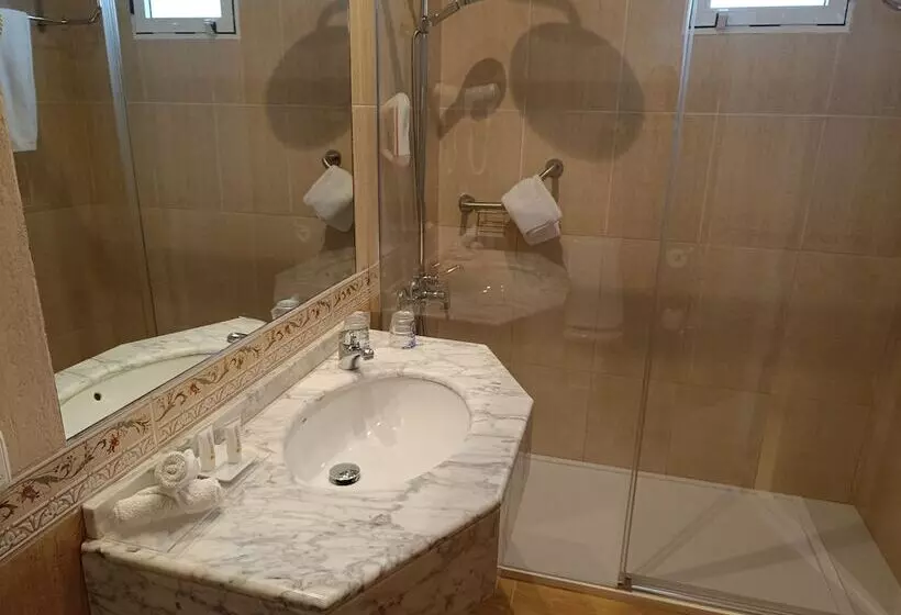 اتاق استاندارد, Mendez Nunez Alicante
