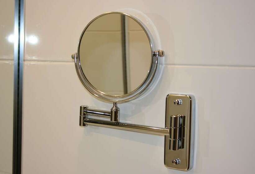 اتاق سوپریور با چشمانداز شهر, Mendez Nunez Alicante