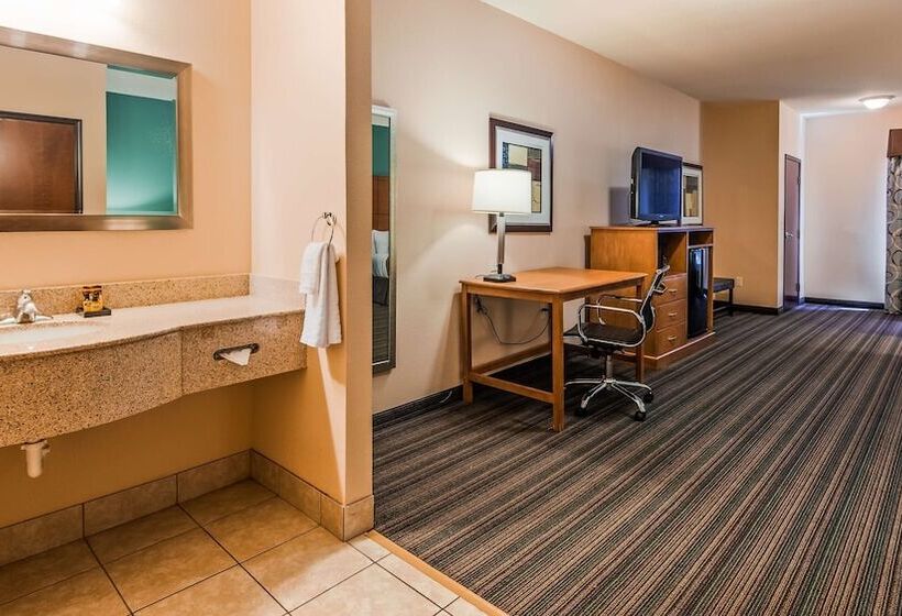 스위트, Best Western Plus Seminole Hotel & Suites