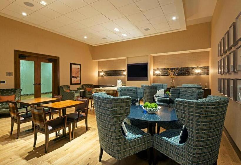 غرفة كلوب, Denver Marriott Westminster