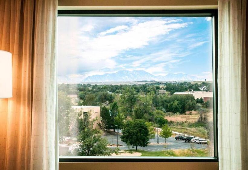 غرفة كلوب سرير كينج, Denver Marriott Westminster