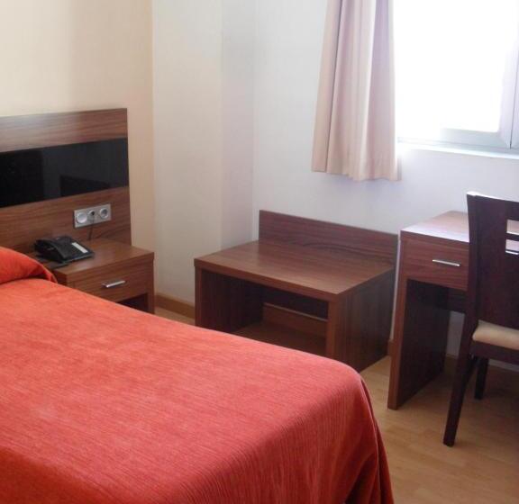 Номер Стандарт Индивидуальный, El Cruce