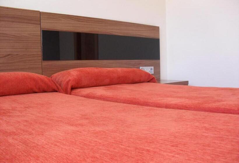 Номер Стандарт, El Cruce