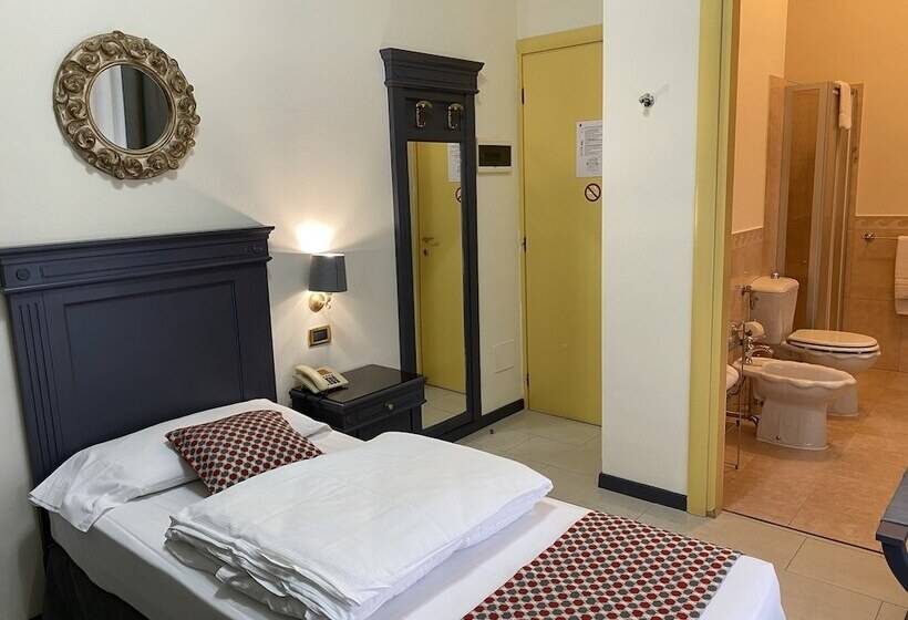 Номер Стандарт Индивидуальный, Estee