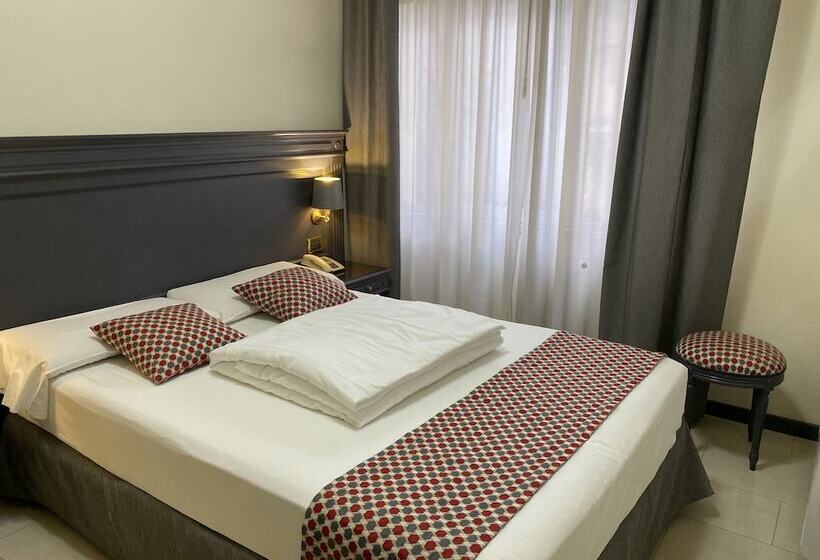 Номер Стандарт, Estee