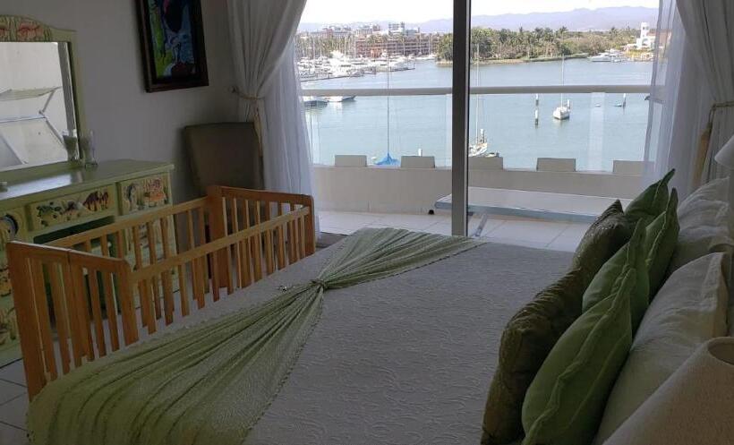 סוויטת 2 חדרי שינה, Marina Banderas Suites