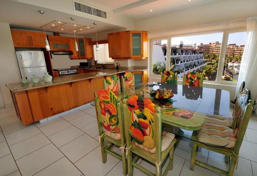 סוויטת סופריור, Marina Banderas Suites