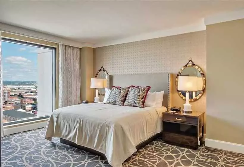 身障者適用スイートルーム, Omni Nashville