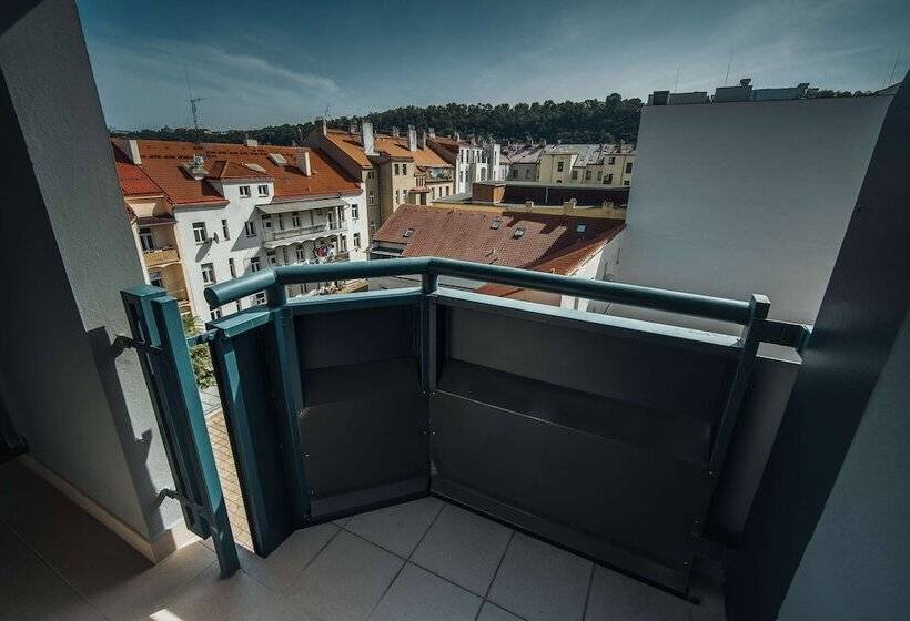 Pokój Standard, Pulse8