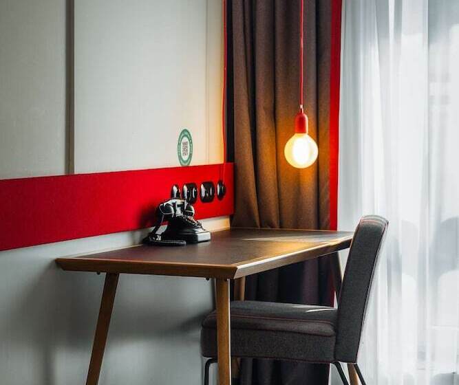 Pokój Standard Plus, Pulse8