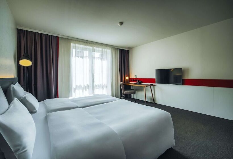 Pokój Standard Plus, Pulse8