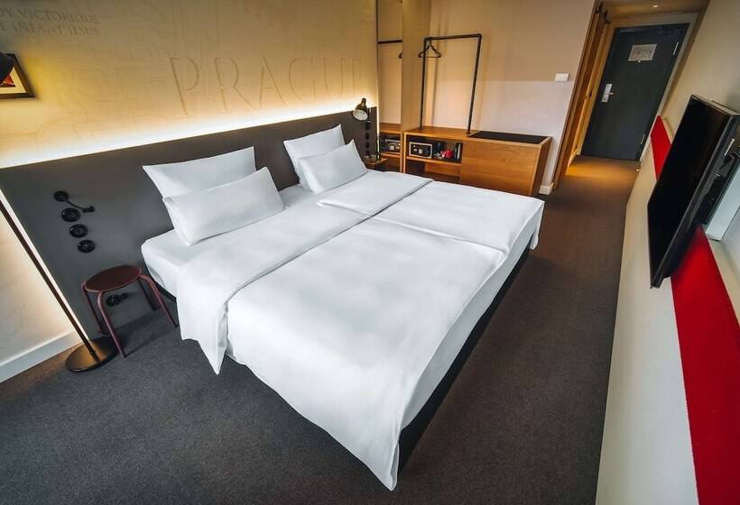 Quarto Estandar, Pulse8