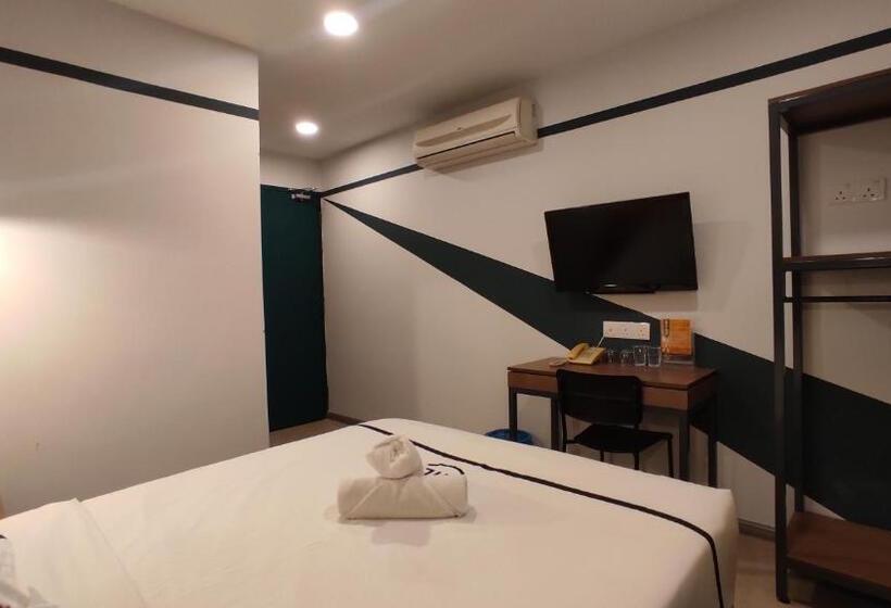 Номер Стандарт, Smile Hotel C180 Cheras Selatan