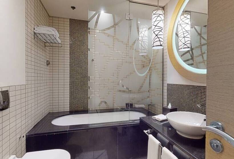 Апартаменты 3 Спальни, Marriott Executive Apartments Al Jaddaf, Dubai