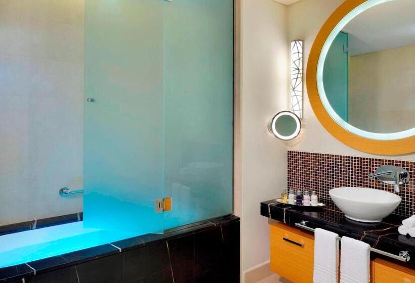 Апартаменты 2 Спальни, Marriott Executive Apartments Al Jaddaf, Dubai