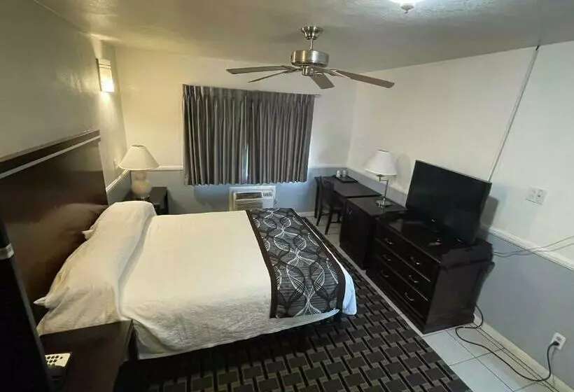 اتاق استاندارد, Hollywood Guest Inn