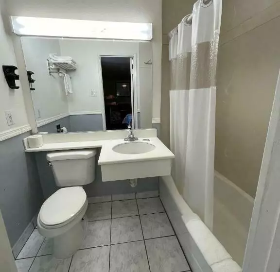 اتاق استاندارد با تخت بزرگ, Hollywood Guest Inn