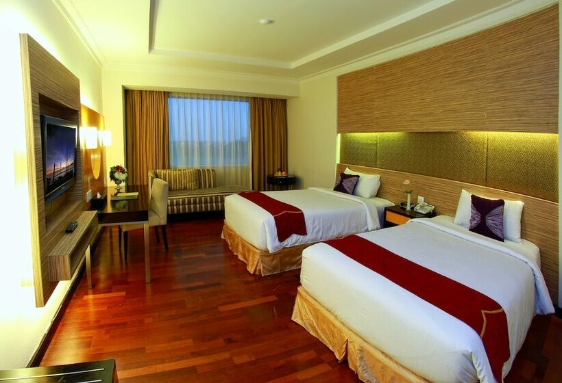 디럭스 룸, Premier Basko Hotel Padang