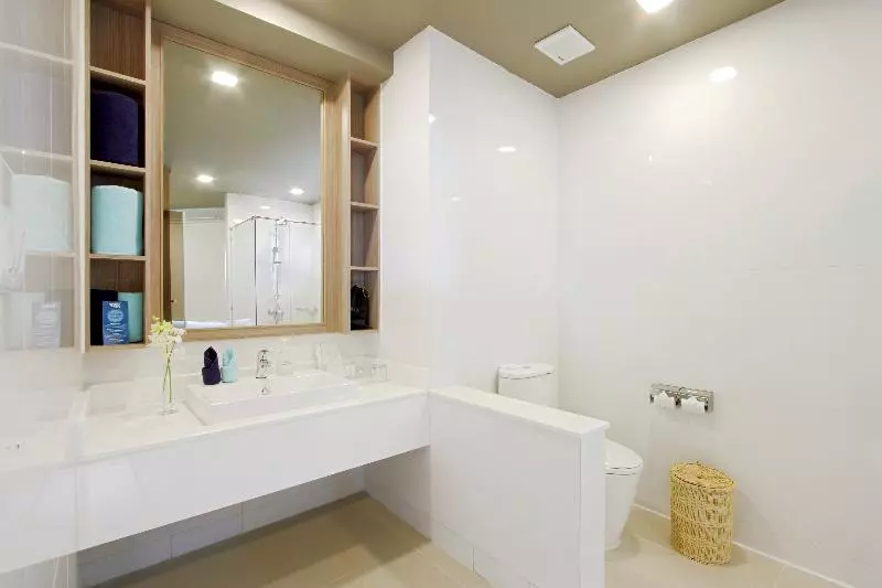 デラックスバンガロー, Sentido Khao Lak