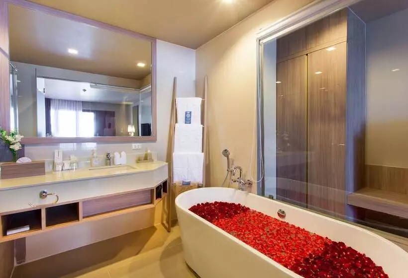 デラックスバンガロー, Sentido Khao Lak