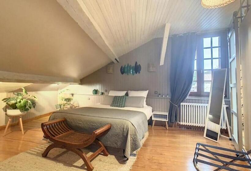 Номер Стандарт Вид на Сад, Les Glycines De Monchy  Chambres D Hôtes