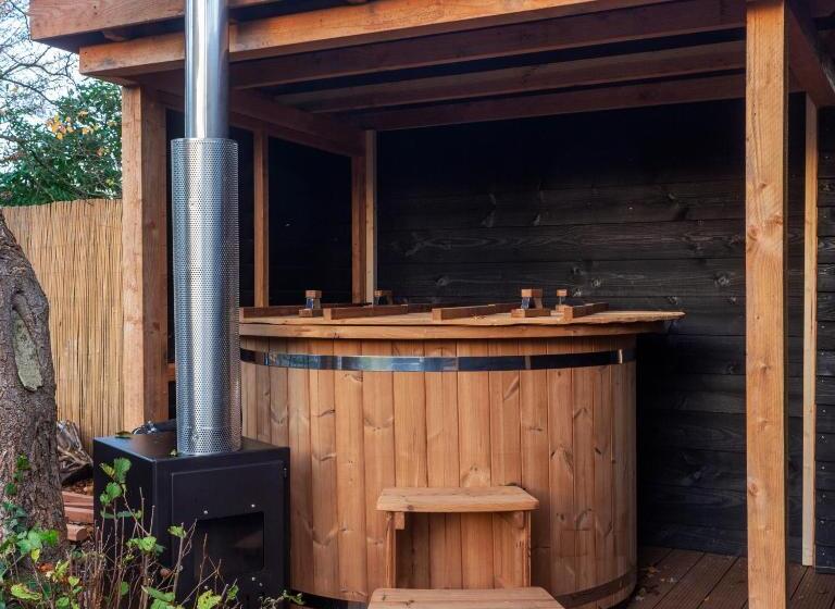 シャレー1寝室, Casa Aan De Plas, B&b Met Sauna En Hottub Of Jacuzzi