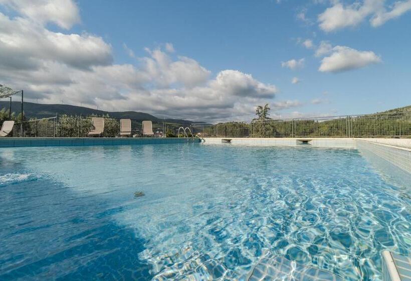 Дом 4 Спальни, Casa Fundeira   Quinta Dos Esconhais