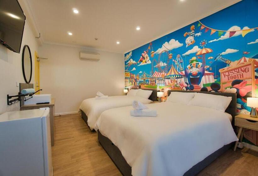 جناح عائلي, Dreamy Stays Accommodation Private Rooms With Shared Bathrooms