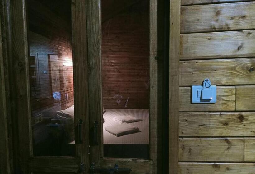 Suíte Superior, Next Ta Sea