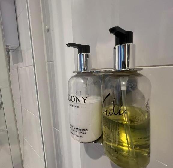 חדר סטנדרט יחיד, Rock House Bed And Breakfast