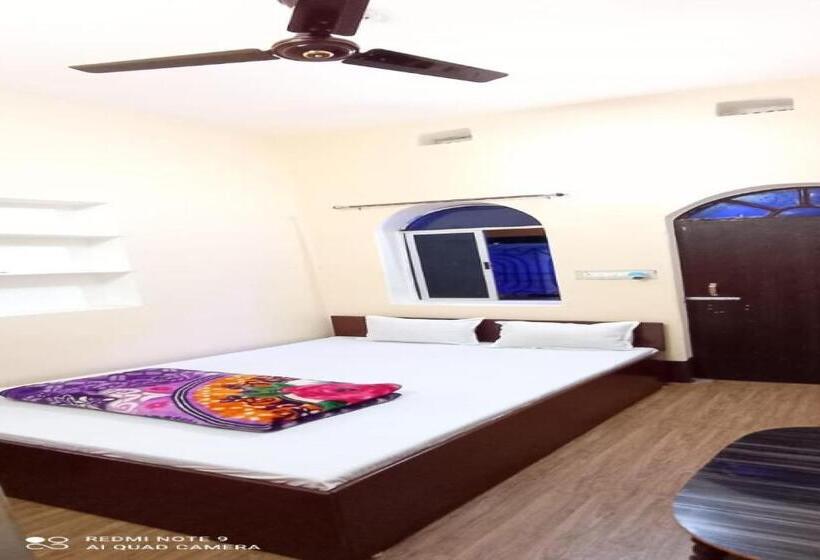 Номер Стандарт, Spot On Ganguly Hotel Lodging And Fooding