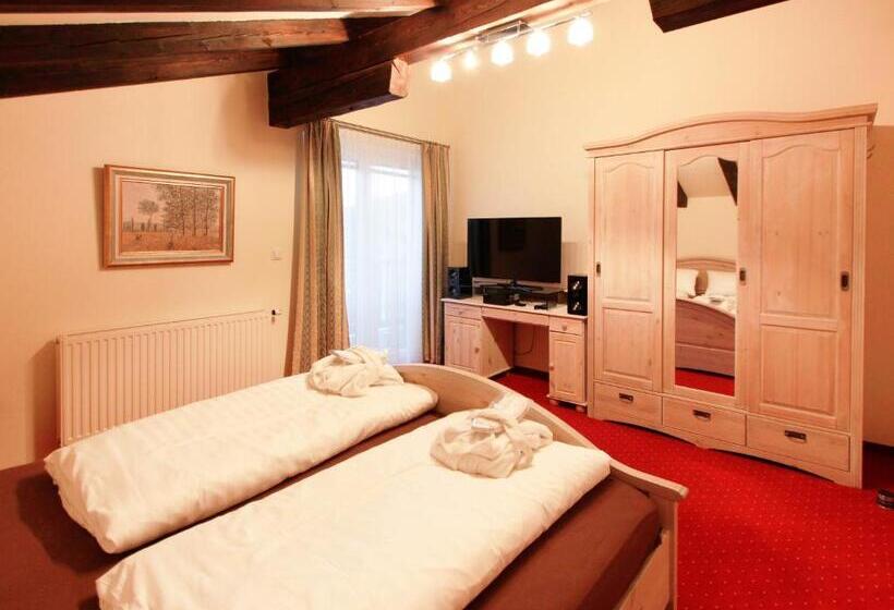 Апартаменты 2 Спальни, Alpenlandhaus Menardi