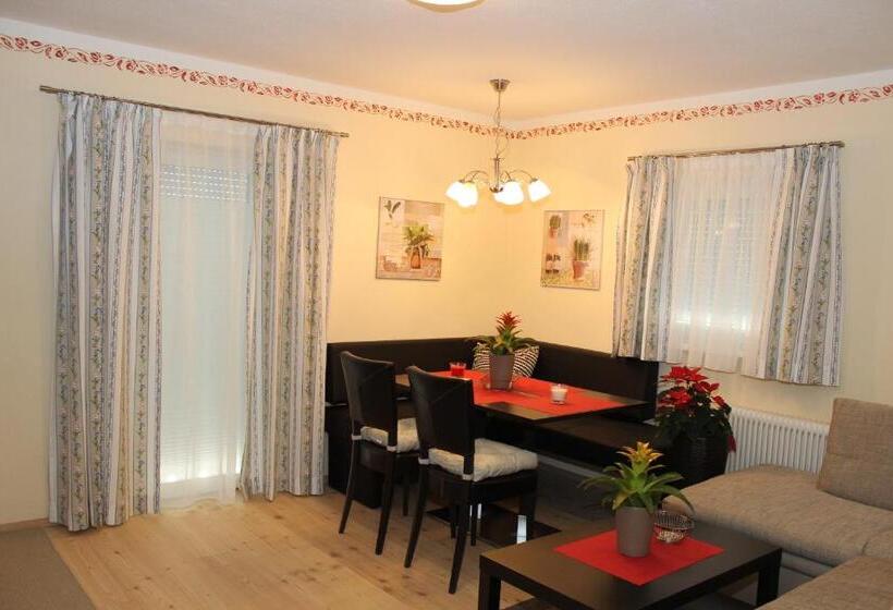 Апартаменты 2 Спальни, Alpenlandhaus Menardi