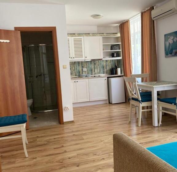 آپارتمان 1 خوابه با بالکن, Apart Hotel Dawn Park