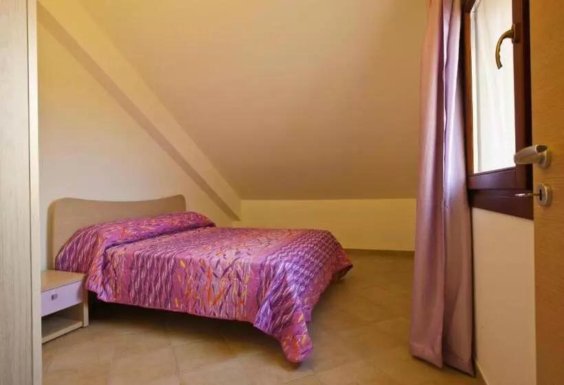 スタンダード4人部屋, Erice Mare