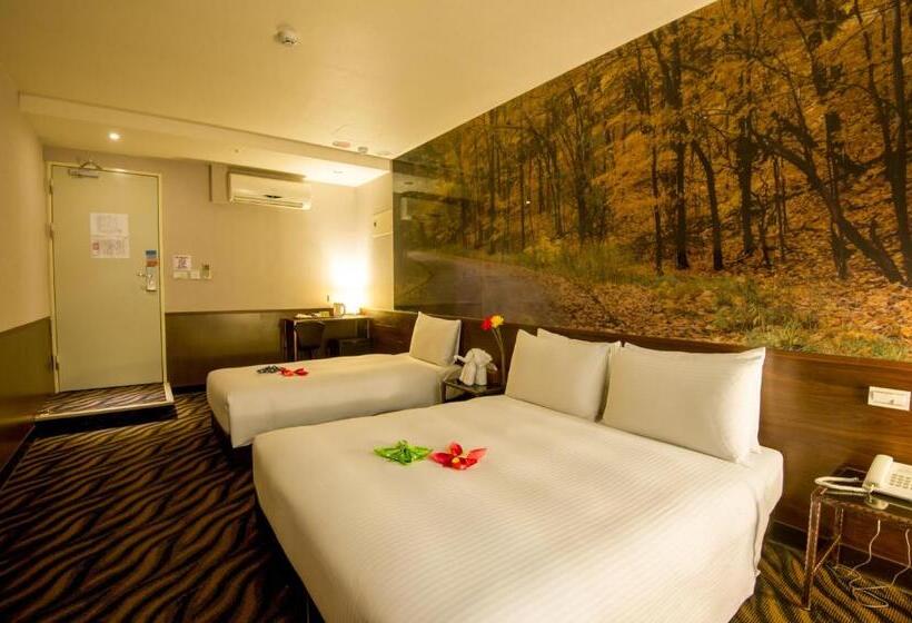 Standard Kolmen Hengen Huone, 6  Wannien